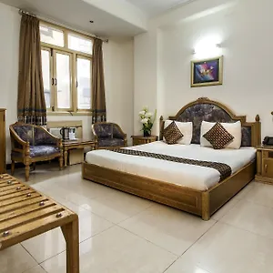 https://sunstar-residency.hotelsdelhi.org