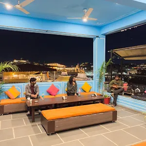 Madpackers Hostal