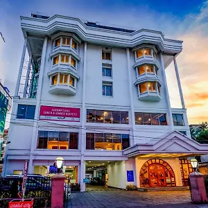 https://abad-plaza.kerala-hotels.net